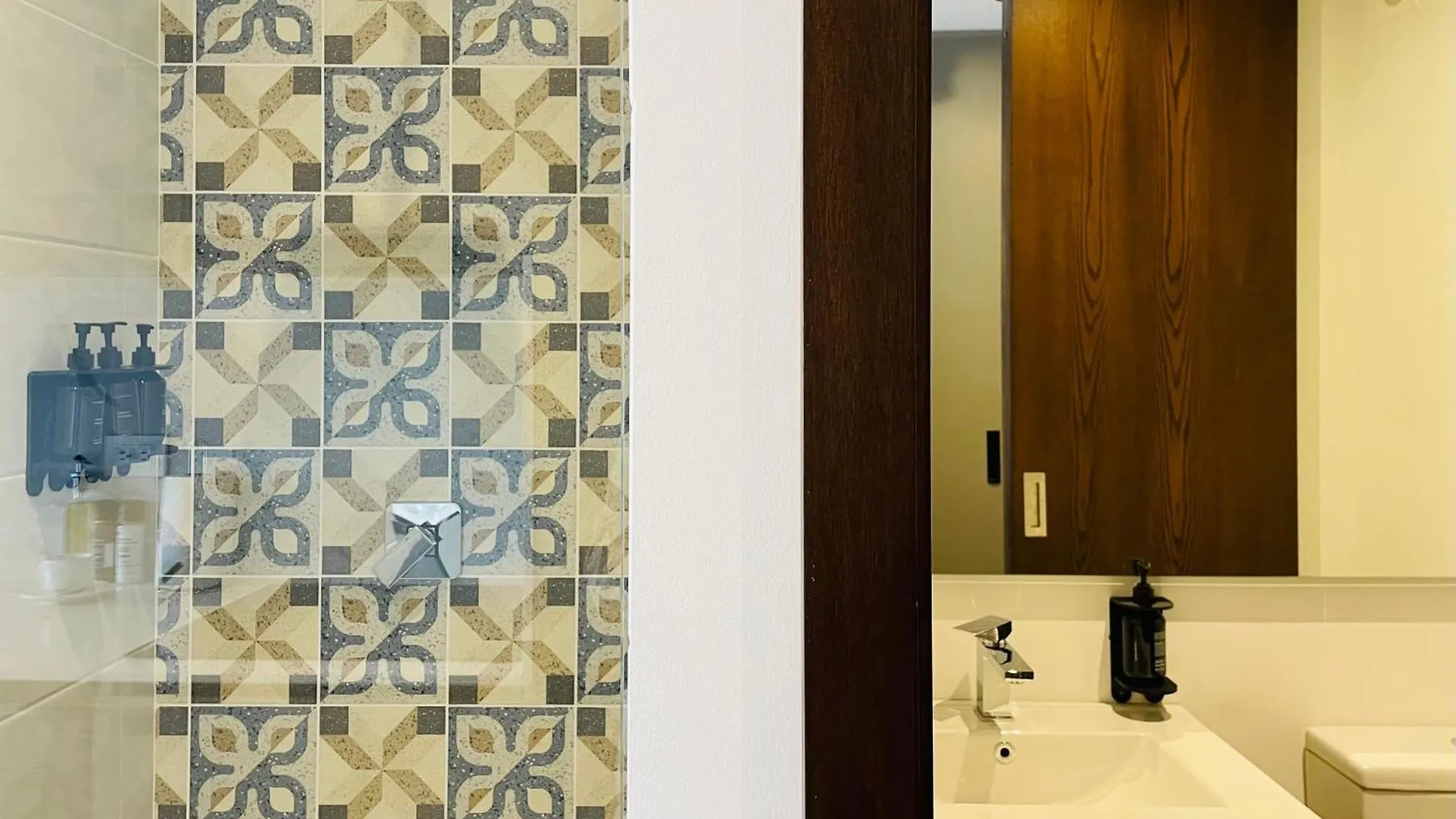 Taj By Wynwood House Apartment Bogota Colombia